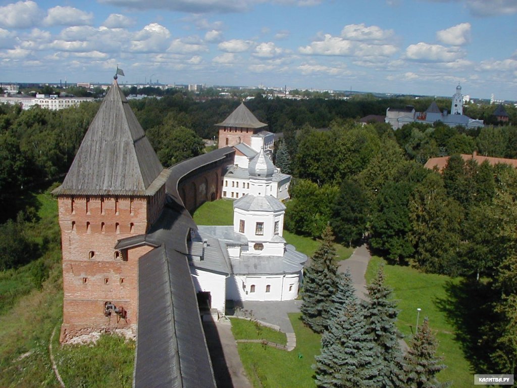 novgorod stena zamka